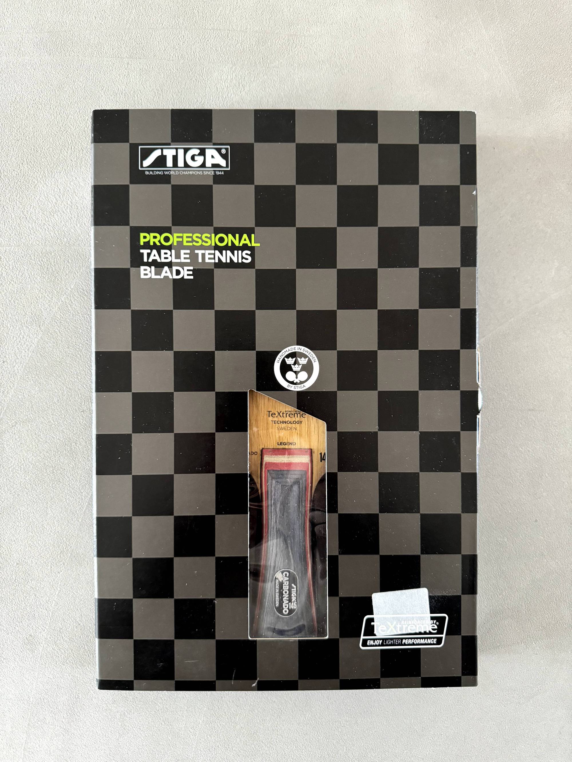 1-5 Stiga Carbonado 145 FL Legend 98g box.jpg