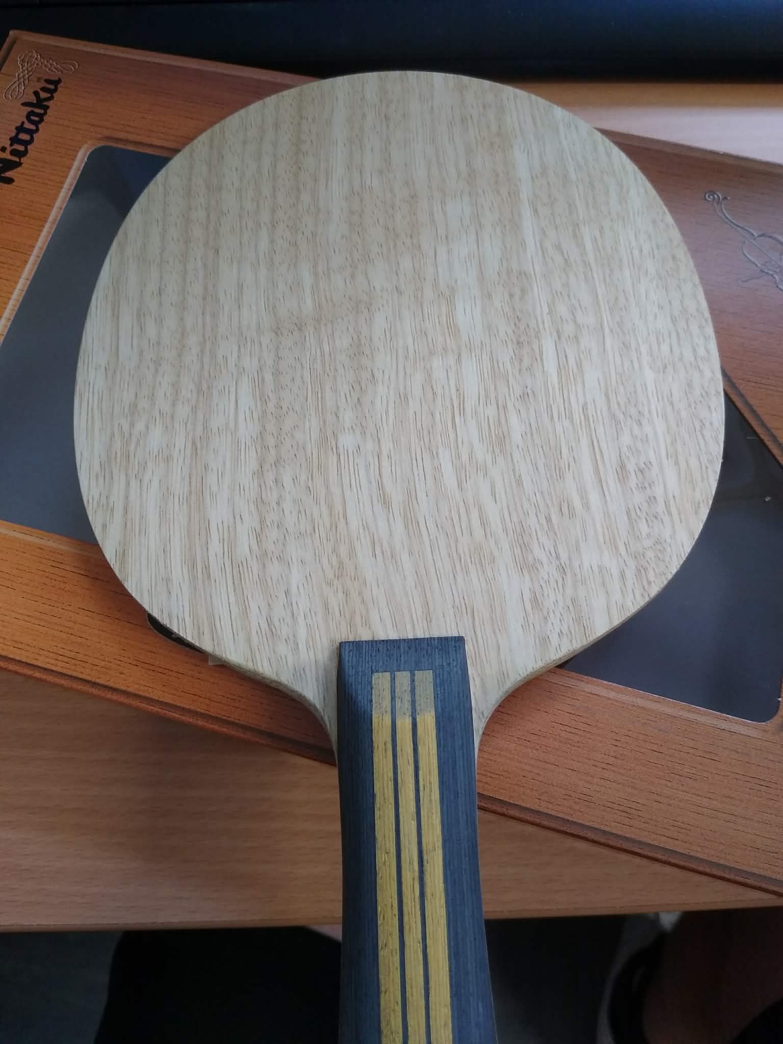 acoustic g back.jpg