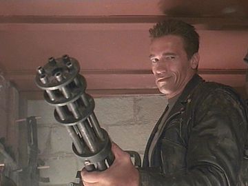 Arnold_Schwarzenegger_-_Terminator_2,_T-800_con_Minigun.jpg