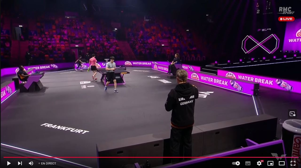 crowd frankfurt wtt.JPG