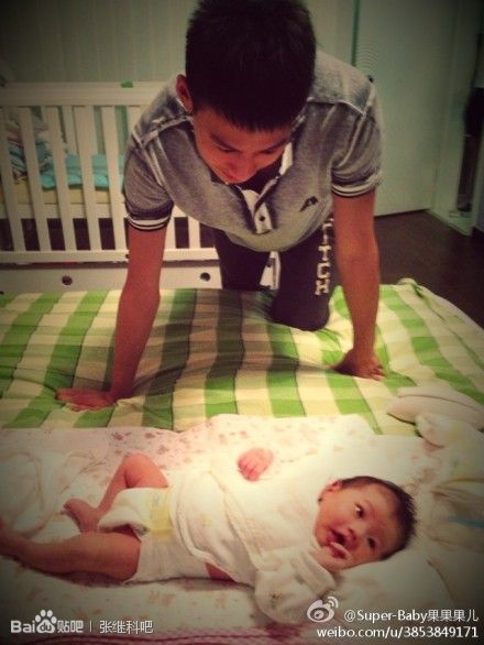 zy hou baby girl.jpg