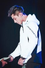 0065bebVgy1fmqtlrrxc9j31mn2fzqv6.jpg