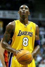 401px-Kobe_Bryant_8.jpg 401px-Kobe_Bryant_8.jpg