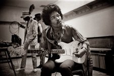 hendrix.jpg hendrix.jpg