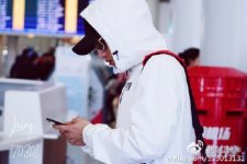 71111255ly1fd7cdl6kd9j20v70kudjf.jpg