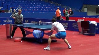 Zhang Jike practising multiball at the WTTC in Dortmund